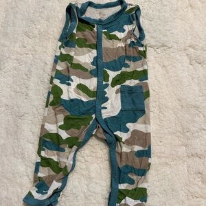 Kyte BABY Camouflage Sleeveless Romper